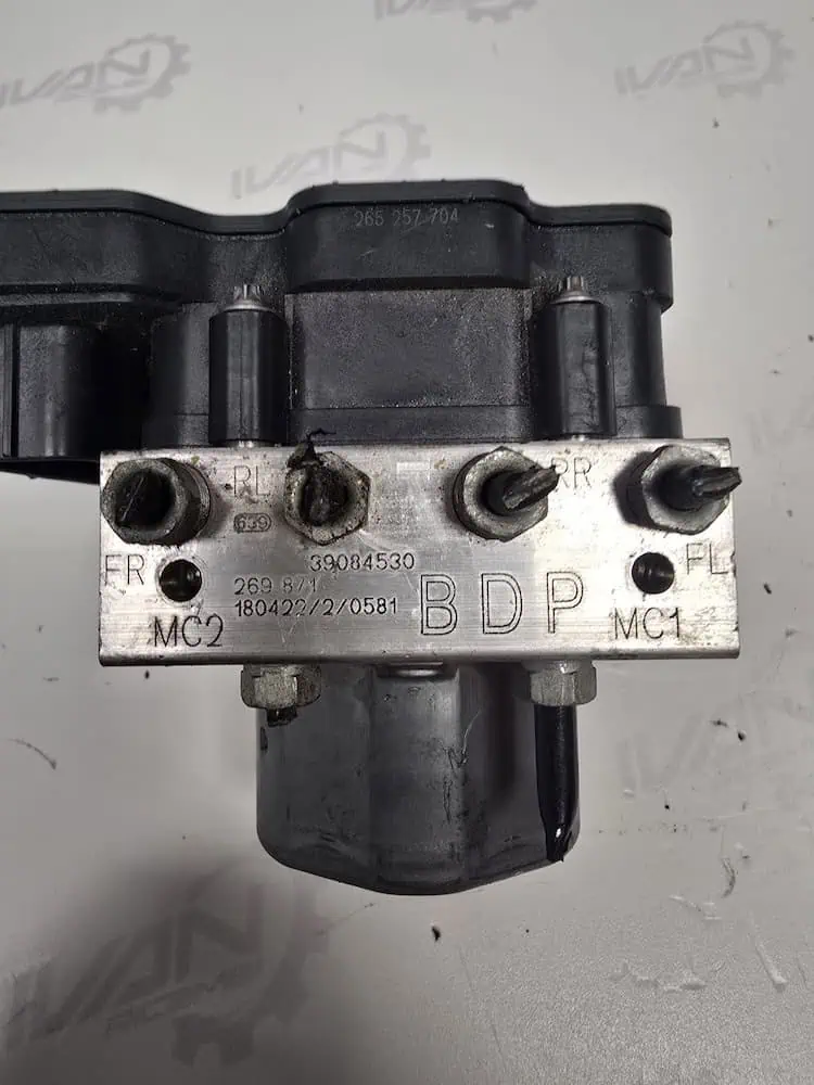 Centralina Pompa ABS Opel Corsa E 1.4 – 39084530