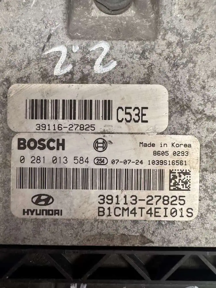 Centralina Motore Hyundai Santa Fe 2.2 CRDI - 0281013584