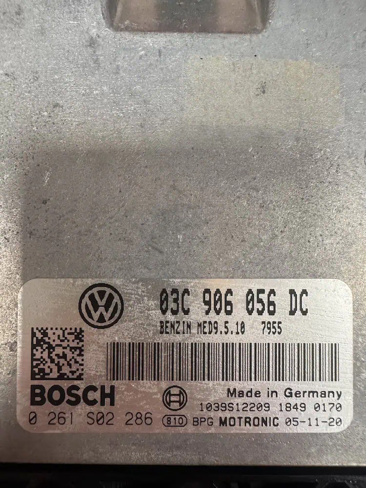 Centralina Motore Volkswagen Passat - 03C906056DC