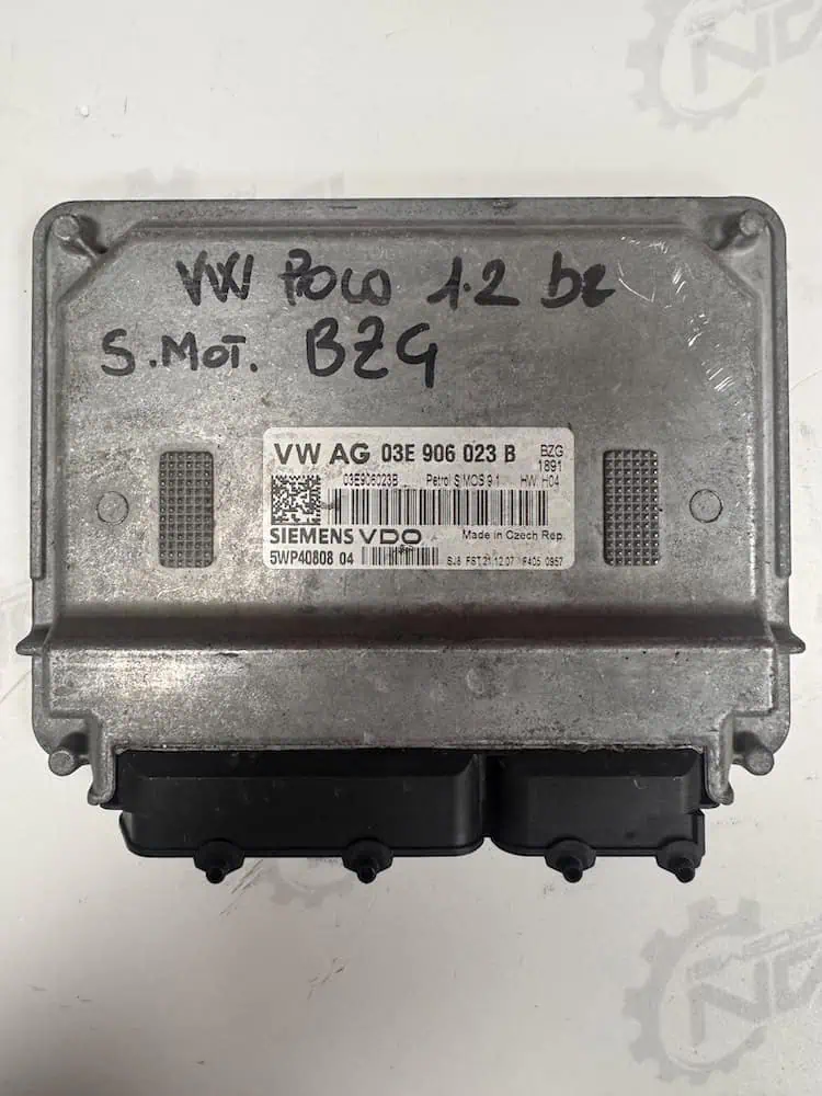 Centralina Motore Volkswagen Polo 4° Serie - 03E906023B