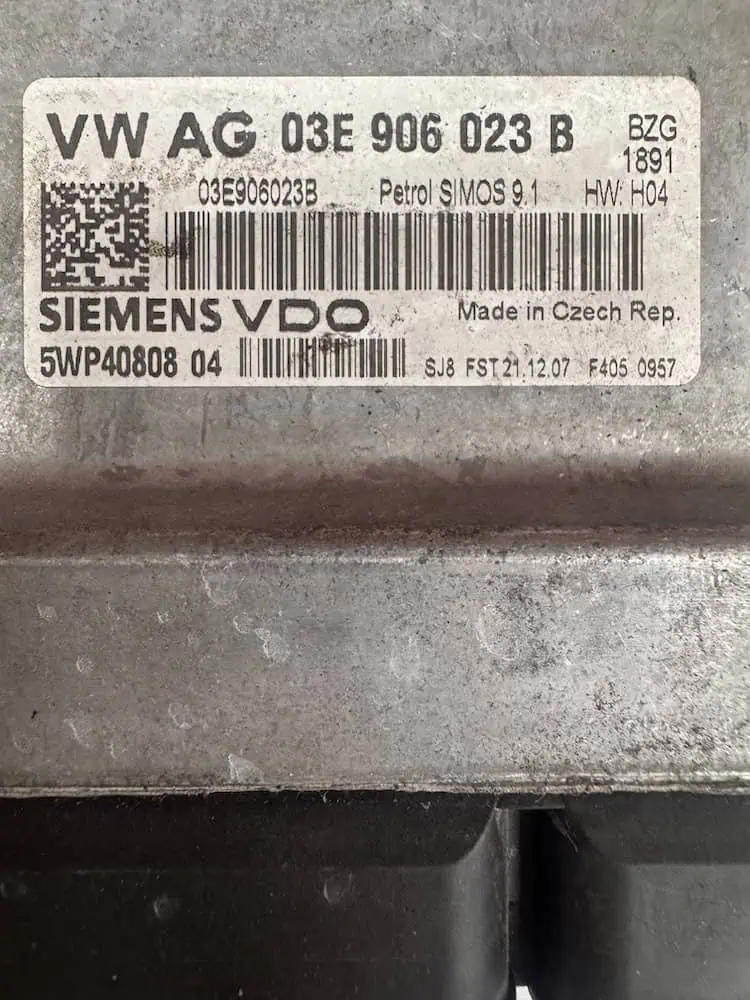 Centralina Motore Volkswagen Polo 4° Serie - 03E906023B