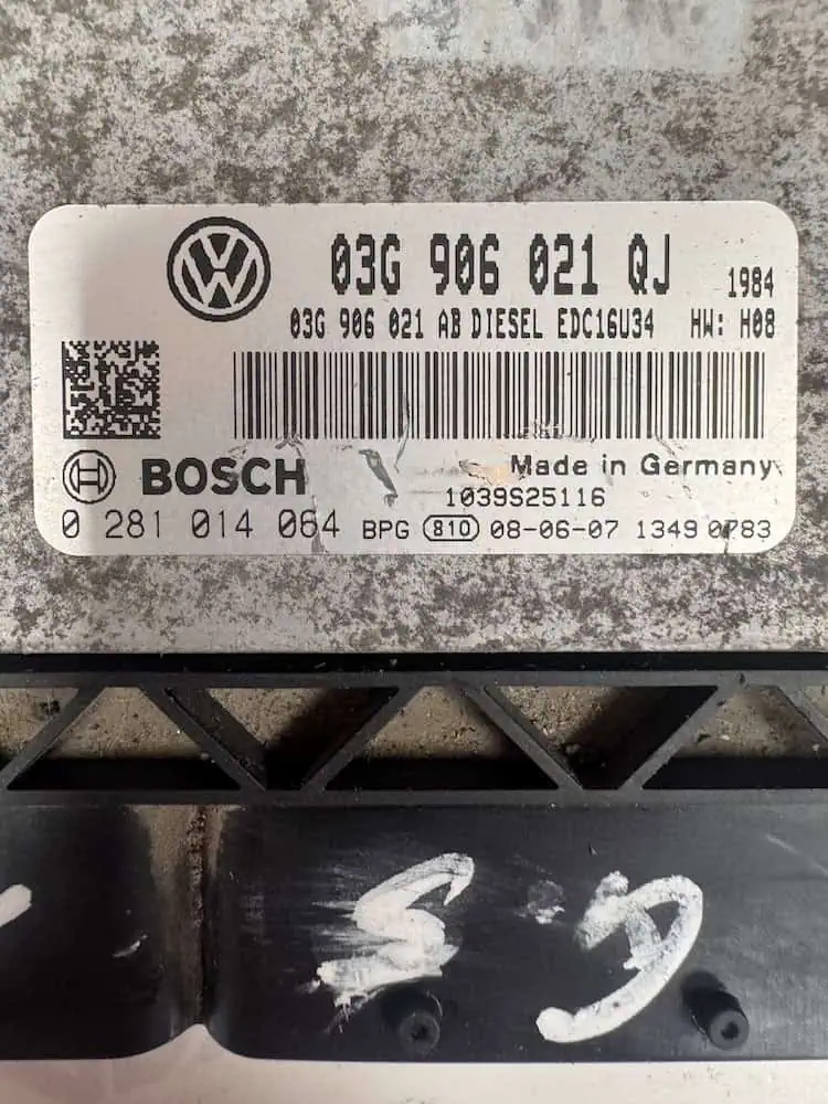 Centralina Motore Volkswagen Golf Variant 1.9 Diesel- 03G906021QJ