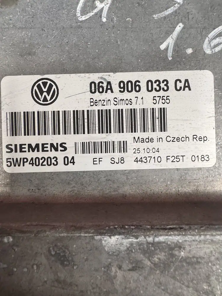 Centralina Motore Volkswagen Golf 5 - 06A906033CA