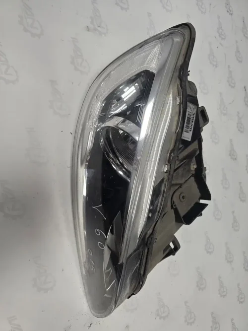 Fanale Anteriore DX Volvo V60 – 31420270
