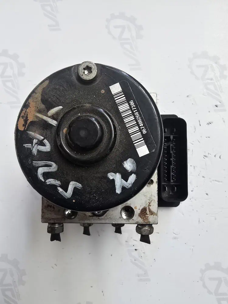 445400D011-1 Centralina Pompa ABS Toyota Yaris - 445400D011