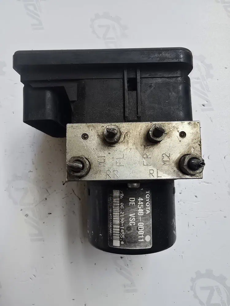 445400D011-2 Centralina Pompa ABS Toyota Yaris - 445400D011