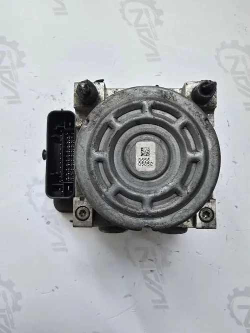 Centralina Pompa ABS Alfa Romeo Giulietta - 51983920