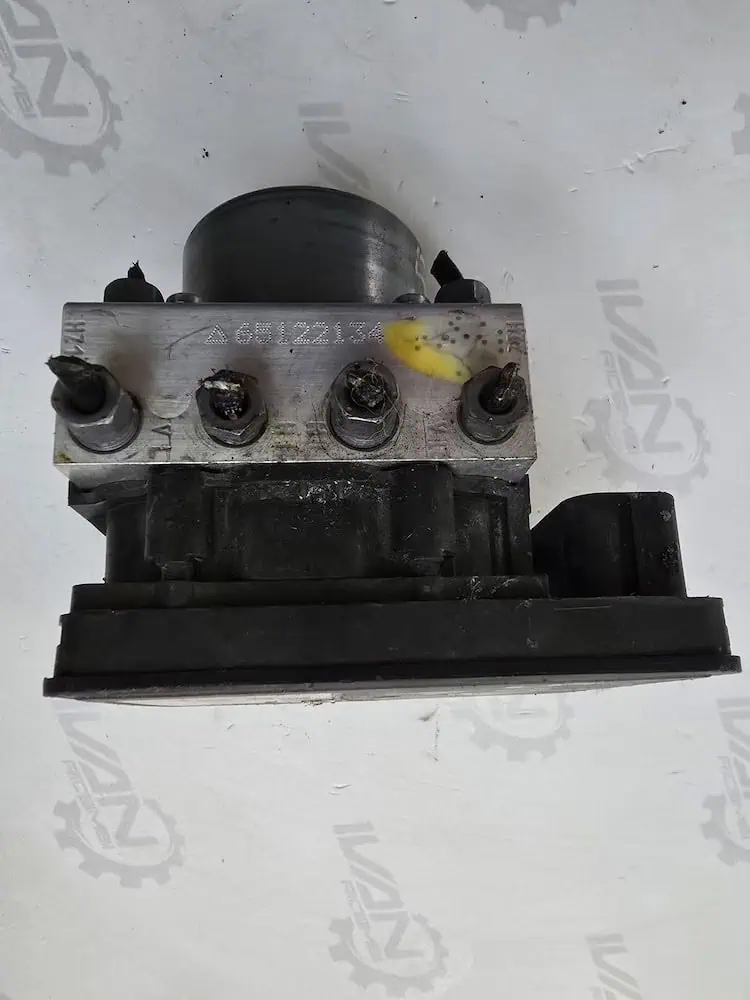 Centralina Pompa ABS Fiat 500L 1.3 MJ - 52003820