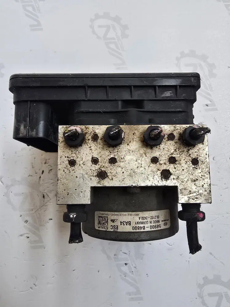 Centralina Pompa ABS Hyundai i10 - 58900B4800