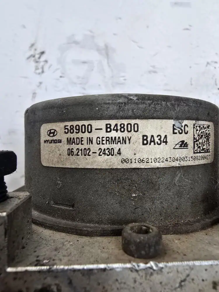 Centralina Pompa ABS Hyundai i10 - 58900B4800