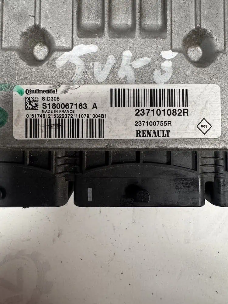 Centralina Motore Nissan Juke 1.5 DCI - S180067163A