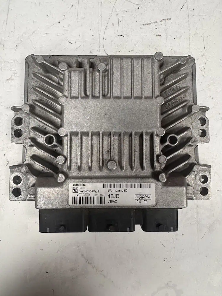 S180133006F-1 Centralina Motore Ford Focus MK3 1.6 TDCI - S180133006F