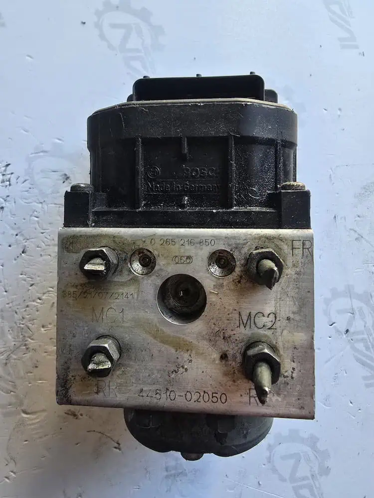Centralina Pompa ABS Toyota Corolla E120 - 0265216850
