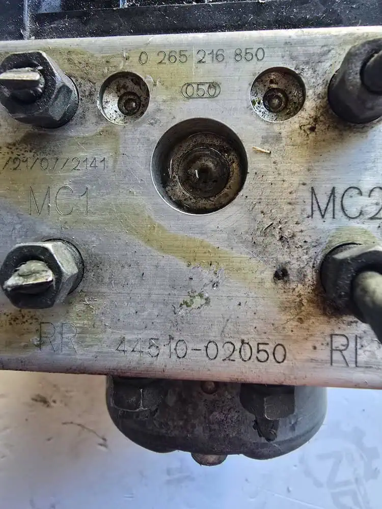 Centralina Pompa ABS Toyota Corolla E120 - 0265216850