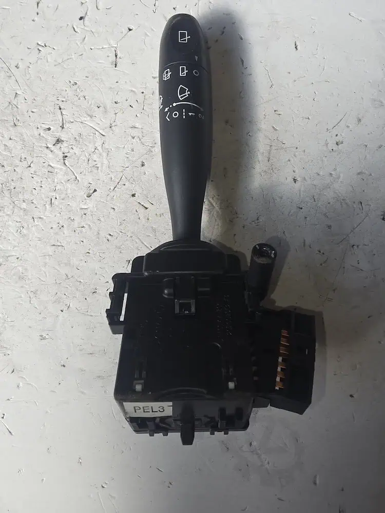 Devioluci Leva Comandi Tergicristalli Hyundai i10 1.1 12V (48kw) - 202007964