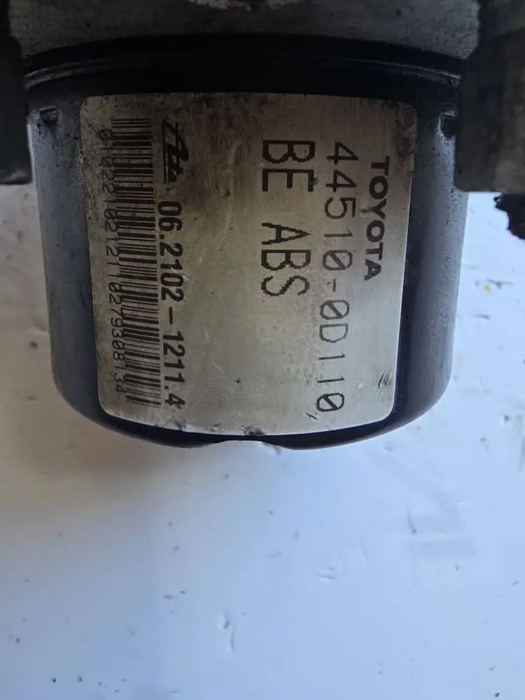 Centralina Pompa ABS Toyota Yaris 2 - 445100D110