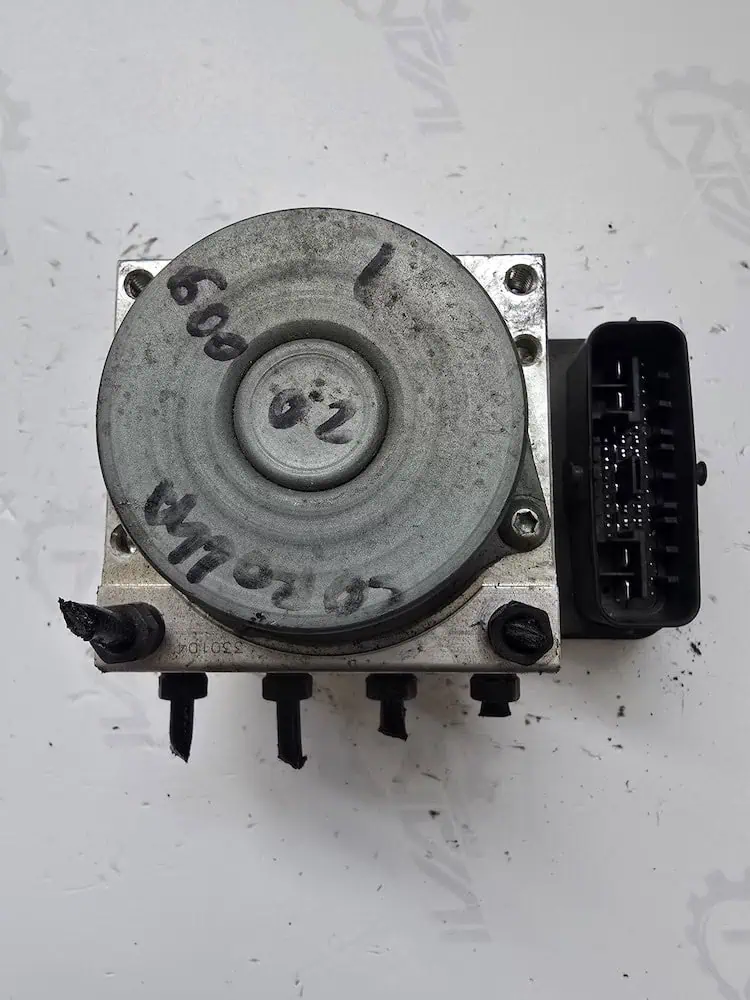 4451012600-1 Centralina Pompa ABS Toyota Corolla E21 - 4451012600