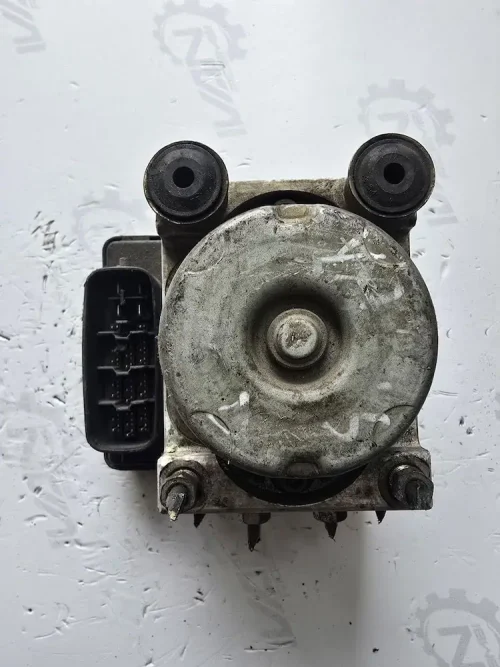 Centralina Pompa ABS Toyota Yaris 1.4 D – 4451052300