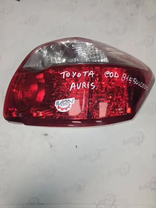 Stop/Fanale Posteriore DX Toyota Auris 1.8 16V - 8155002550