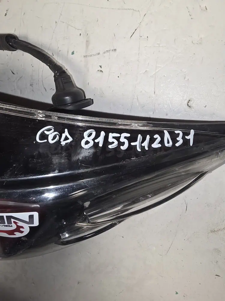 Stop/Fanale Posteriore DX Toyota Corolla Hatchback - 8155112D31