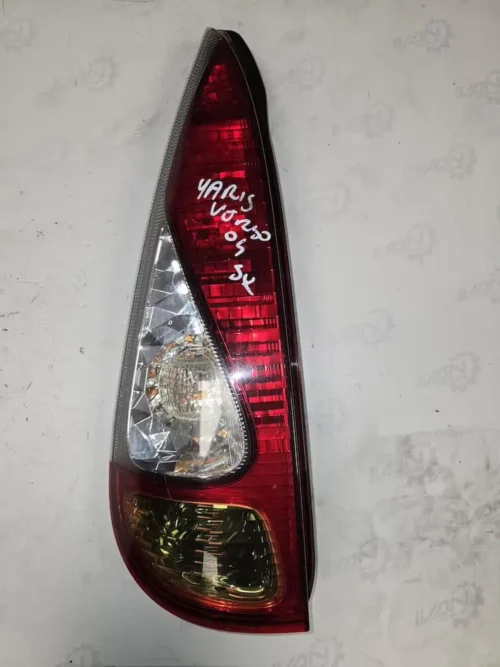 8156052331-1 Stop/Fanale Posteriore SX Toyota Yaris Verso 1.4 D - 8156052331