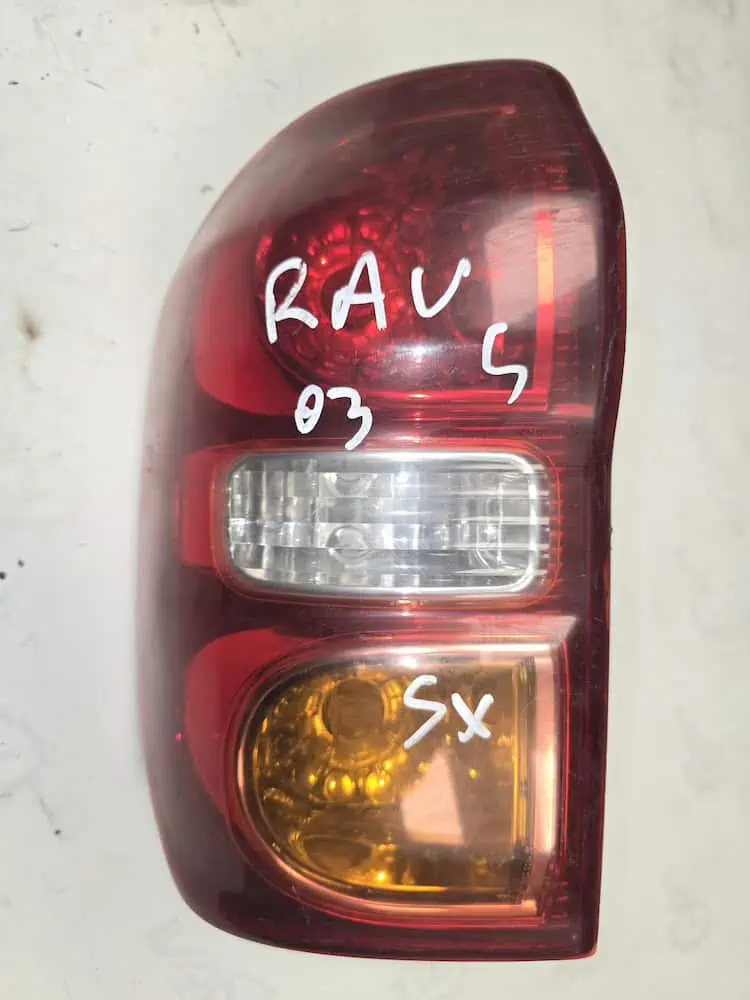 8156142040-1 Stop/Fanale Posteriore SX Toyota Rav4 2° Serie - 8156142040