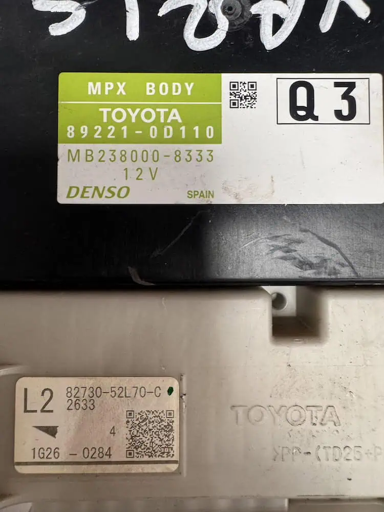 Centralina Body Computer Toyota Yaris 1.3 16V (73kw) - 892210D110