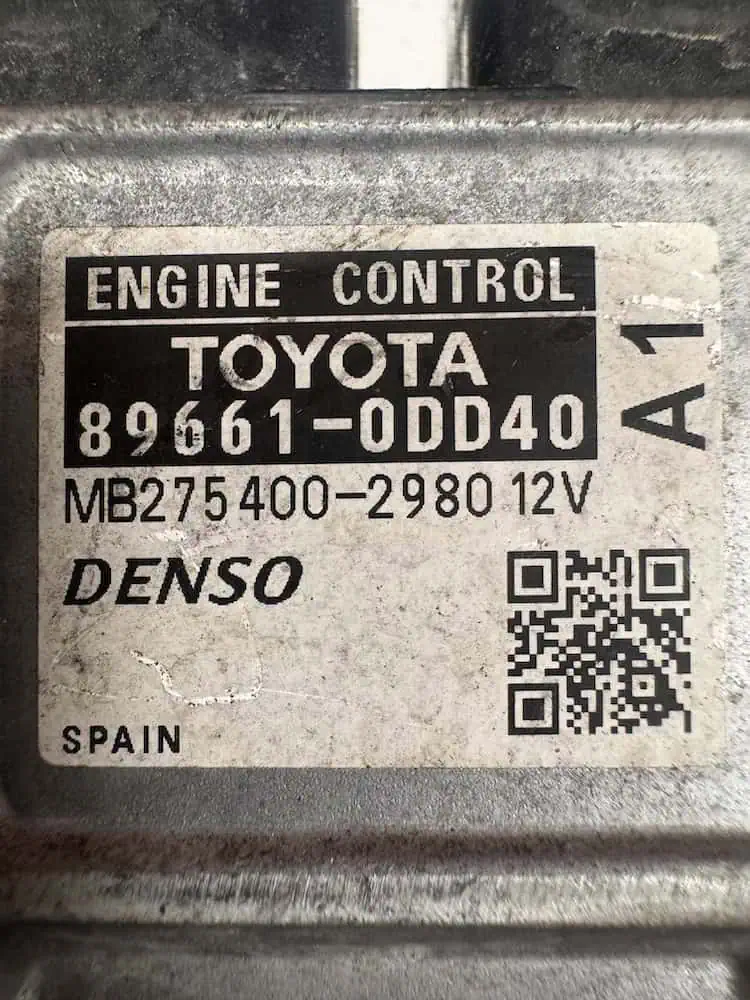 Centralina Motore Toyota Yaris 1.3 VVT-i 16V - 896610DD40