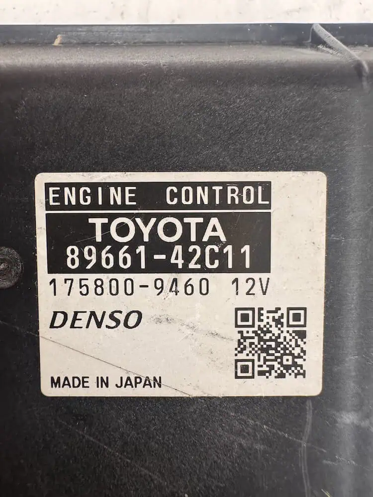 Centralina Motore Toyota Rav4 Fuoristrada 2.2 16V 4x4- 8966142C11