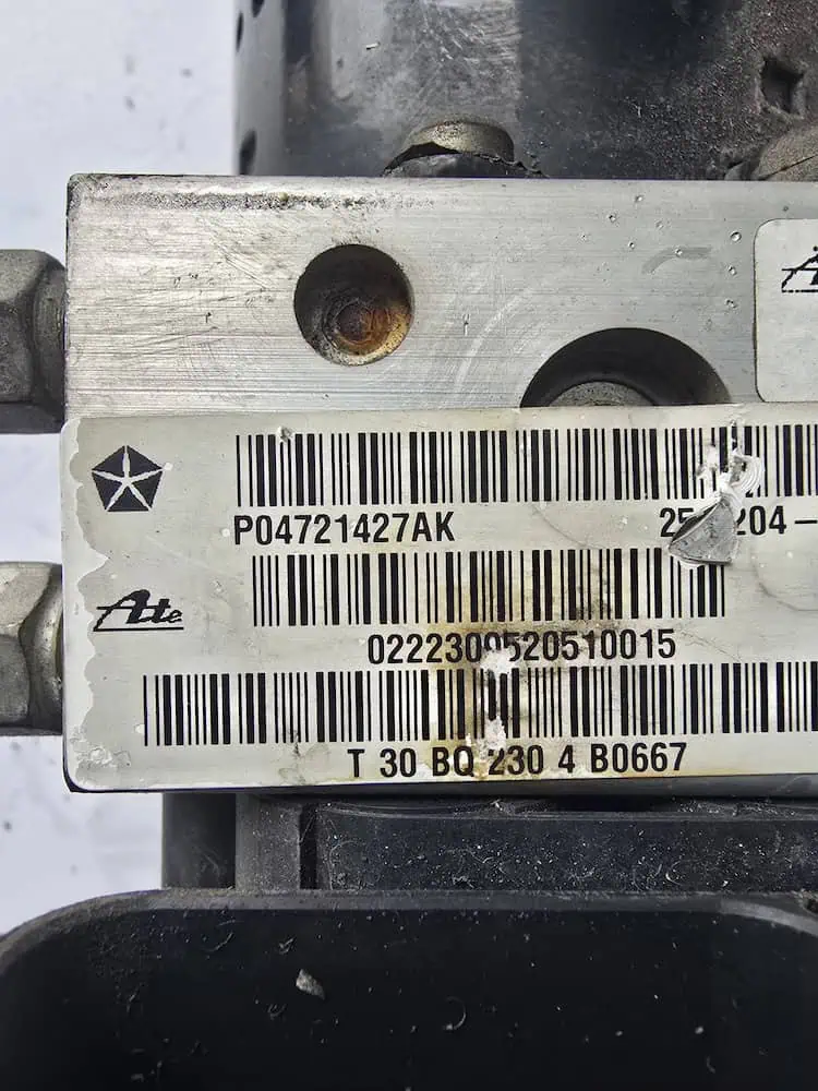 Centralina Pompa ABS Chrysler Voyager 2.5 TD - P04721427AK