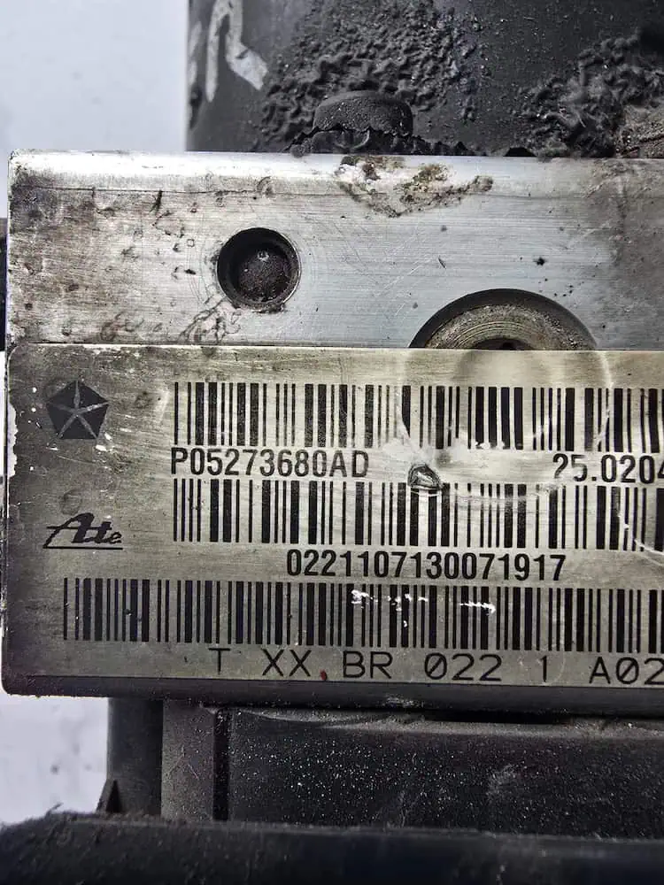 Centralina Pompa ABS Chrysler PT Cruiser 2.0 - P05273680AD