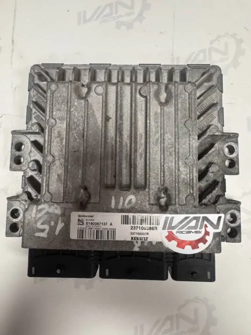 Centralina Motore (ECU) Renault Megane 1.5 DCI - S180067137A