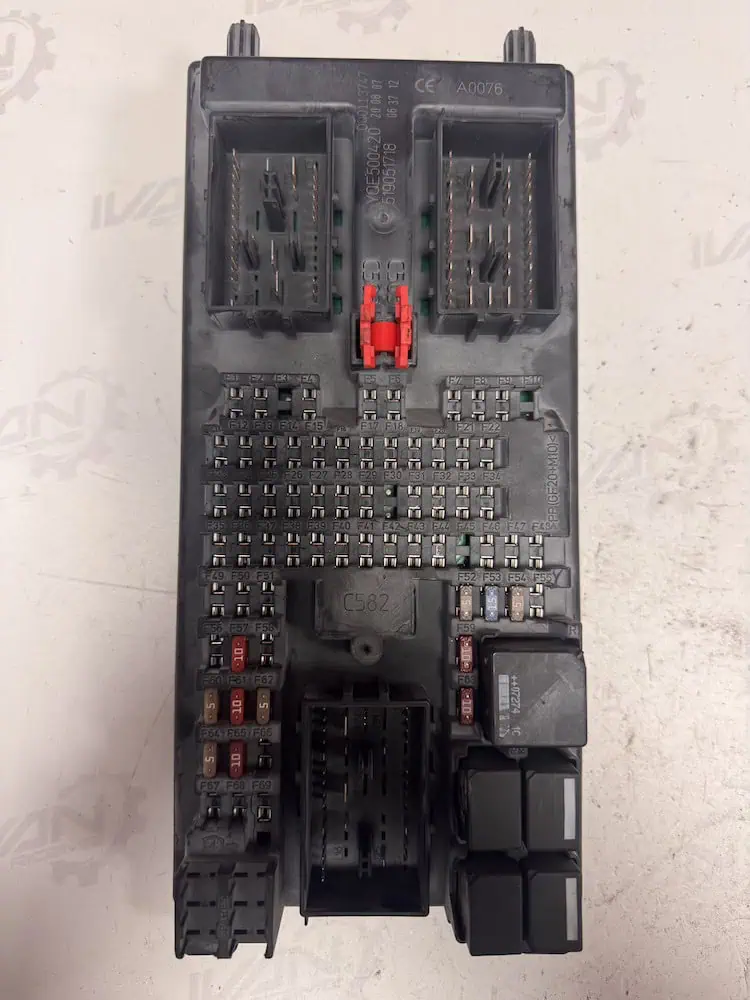 Centralina Body Computer Land Rover Discovery 2.7 TDV6 - YQE500420
