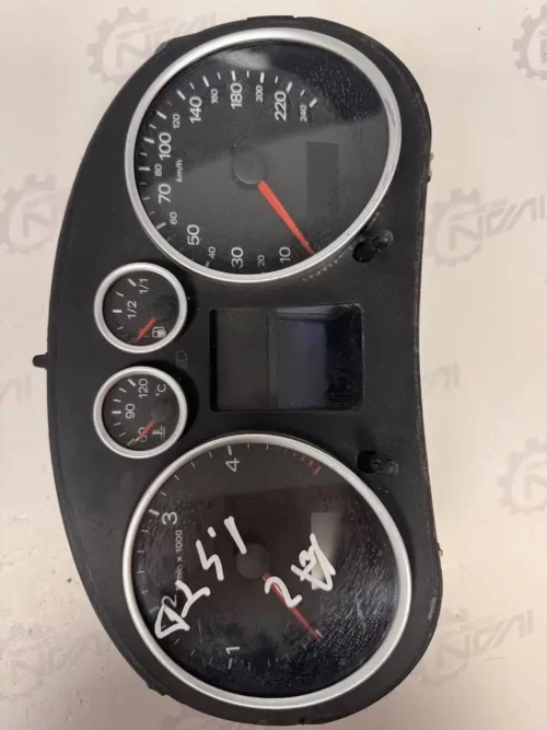 Quadro Strumenti Audi A2 1.4 Diesel (55kw) - 110080192