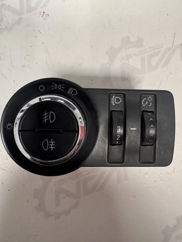 13268703-1 Interruttore Luci Opel Astra J 1.6 D (81kw) - 13268703