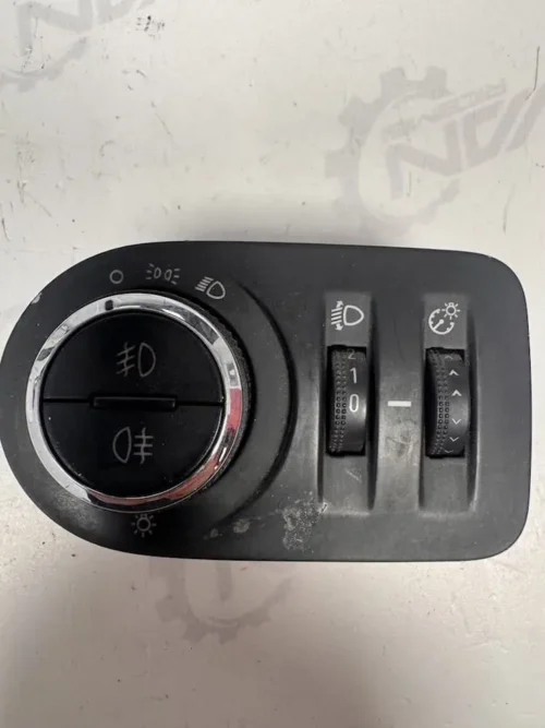 Interruttore Luci Opel Corsa  D 1.3 CDTi (55kw) - 13310331
