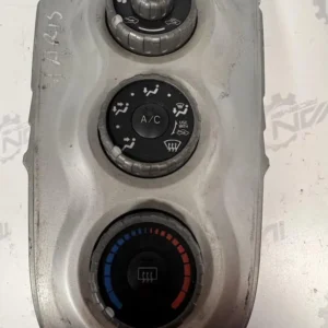 Comando Clima Toyota Yaris 1.0 VVT-i 12V (51kw) - 5540652120