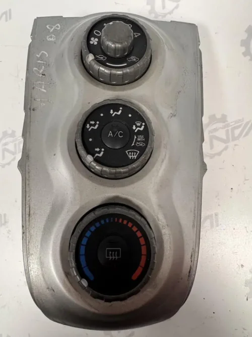 Comando Clima Toyota Yaris 1.0 VVT-i 12V (51kw) - 5540652120