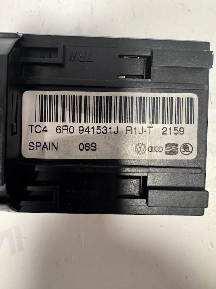 6R0941531J-2 Interruttore Luci Volkswagen Polo 1.4 Benzina (63kw) - 6R0941531J
