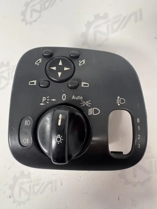 Interruttore Luci Mercedes-Benz Classe C 2.2 CDI (110kw) - A2035450404