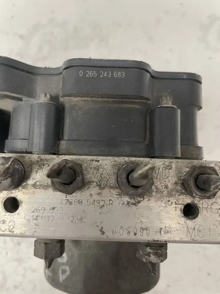 Centralina Pompa ABS Renault Clio 1.5 Diesel (66kw) - 0265243683
