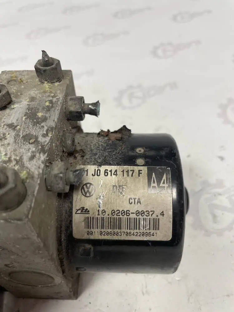 Centralina Pompa ABS Volkswagen Golf IV 1.6 Benzina (74kw) - 1J0614117F