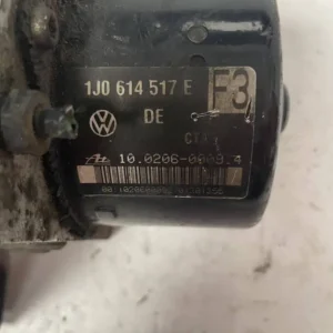 Centralina Pompa ABS Volkswagen Golf IV 1.9 TDI (74kw) - 1J0614517E