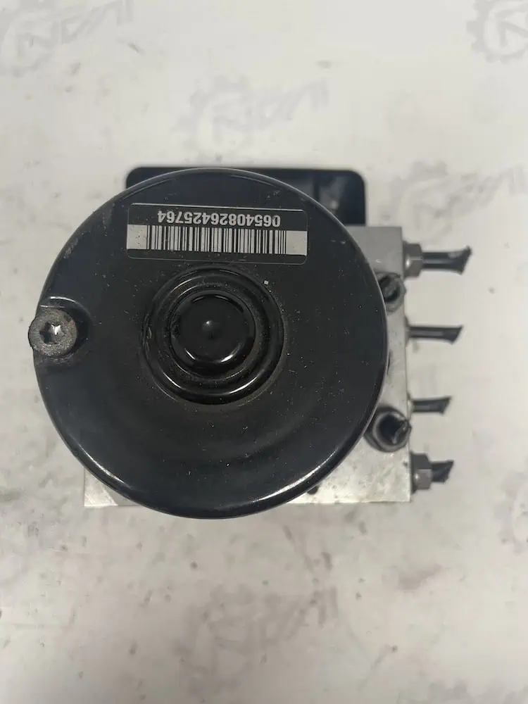 Centralina Pompa ABS Volkswagen Golf Plus 1.9 TDI (77kw) - 1K0674517AE