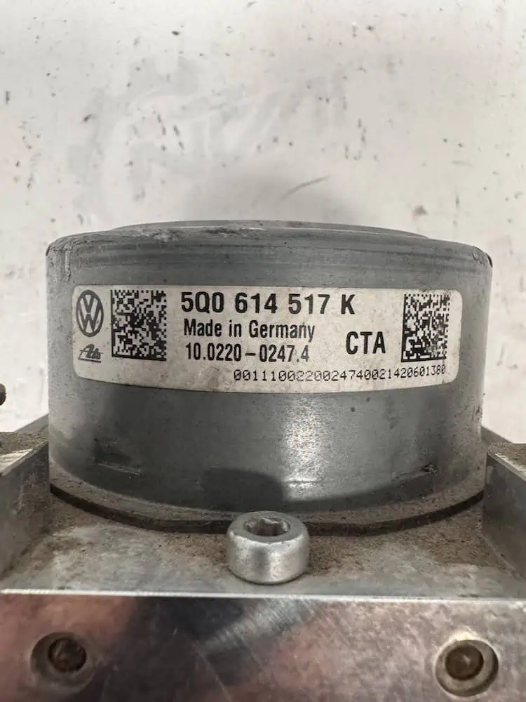 5Q0614517K-2 Centralina Pompa ABS Volkswagen Golf VII 1.6 TDI (77kw) - 5Q0614517K