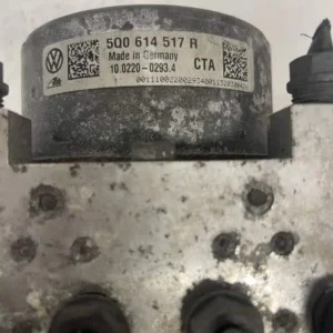 Centralina Pompa ABS Volkswagen Golf VII 1.6 Diesel (77kw) - 5Q0614517R