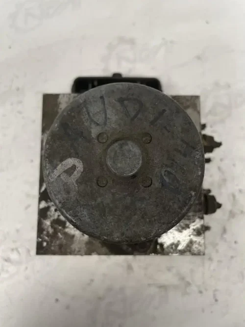 8U0614109B-2 Centralina Pompa ABS Audi Q3 2.0 TFSI (125kw) - 8U0614109B