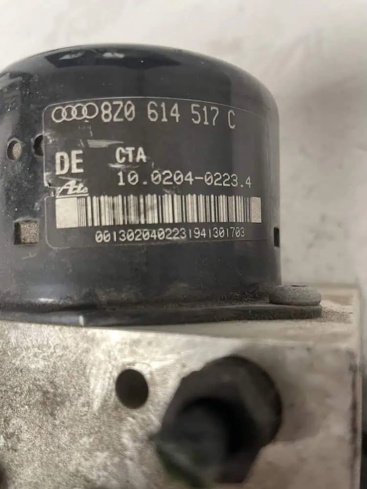 8Z0614517C-1 Centralina Pompa ABS Audi A2 1.4 TDI (55kw) - 8Z0614517C