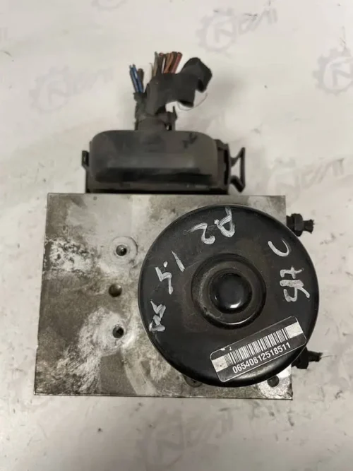 8Z0614517C-2 Centralina Pompa ABS Audi A2 1.4 TDI (55kw) - 8Z0614517C