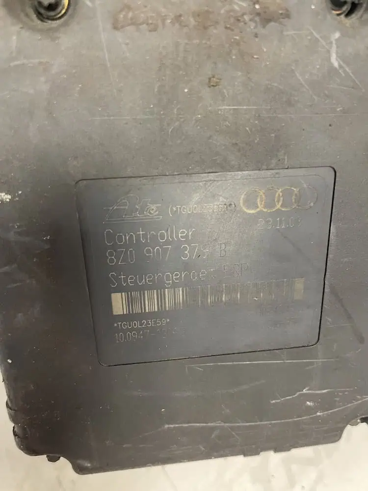 8Z0907379B-1 Centralina Pompa ABS Audi A2 1.4 Diesel (55kw) - 8Z0907379B